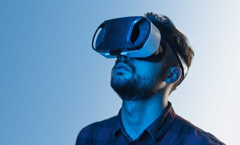 Man in VR headset looking up