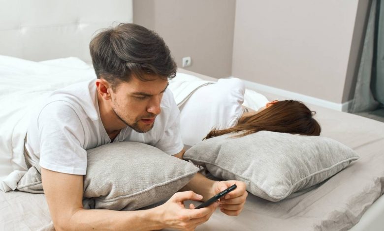 Relationship cheating