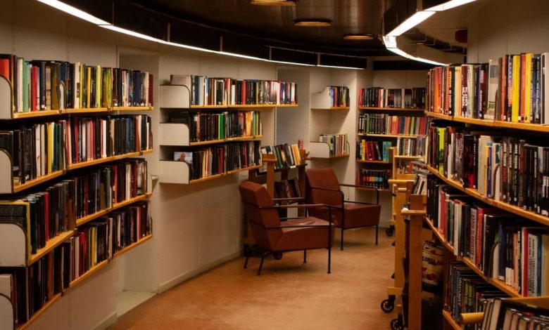 Luxurious Study Room
