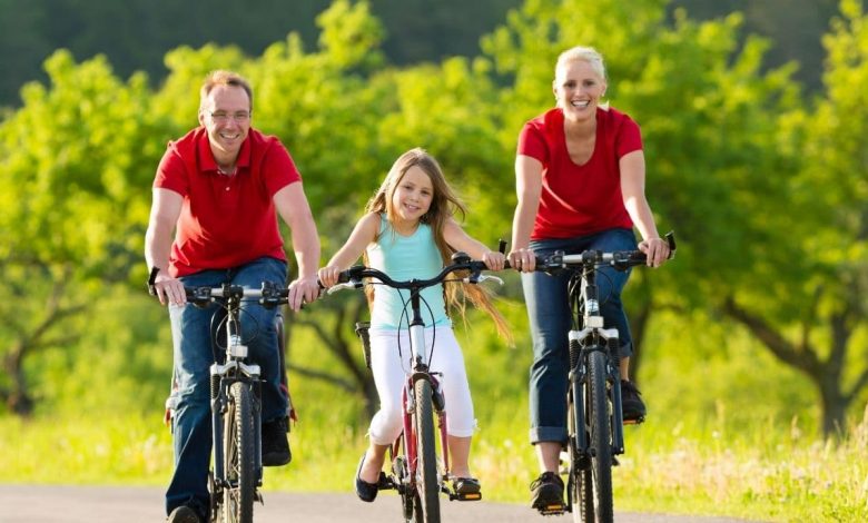 kids cycling