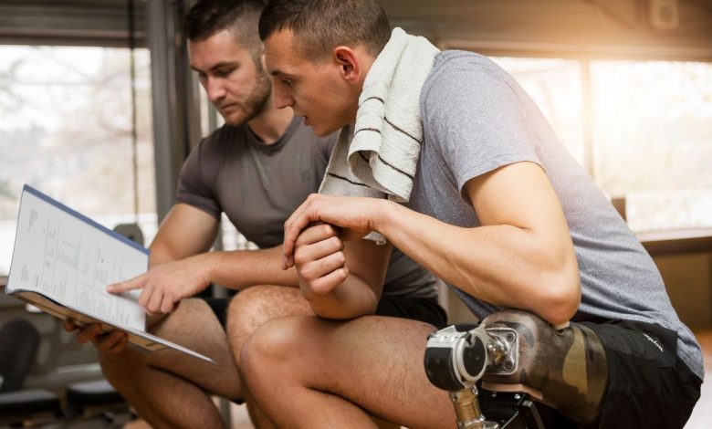 A man with Personal Trainer