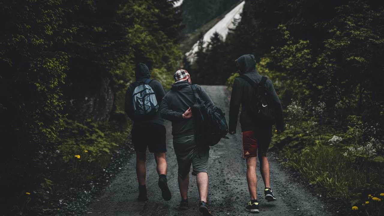 guys travelling