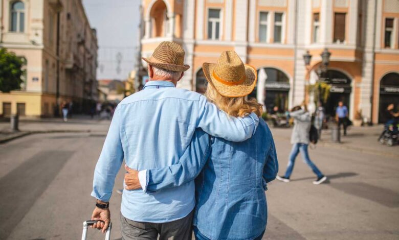 senior travelling