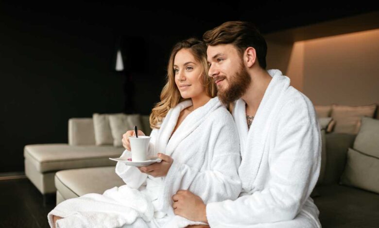 couple enjoying wellness weekend