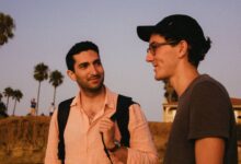 men travel