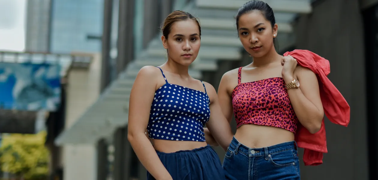 two friends posing for a street style ootd photo